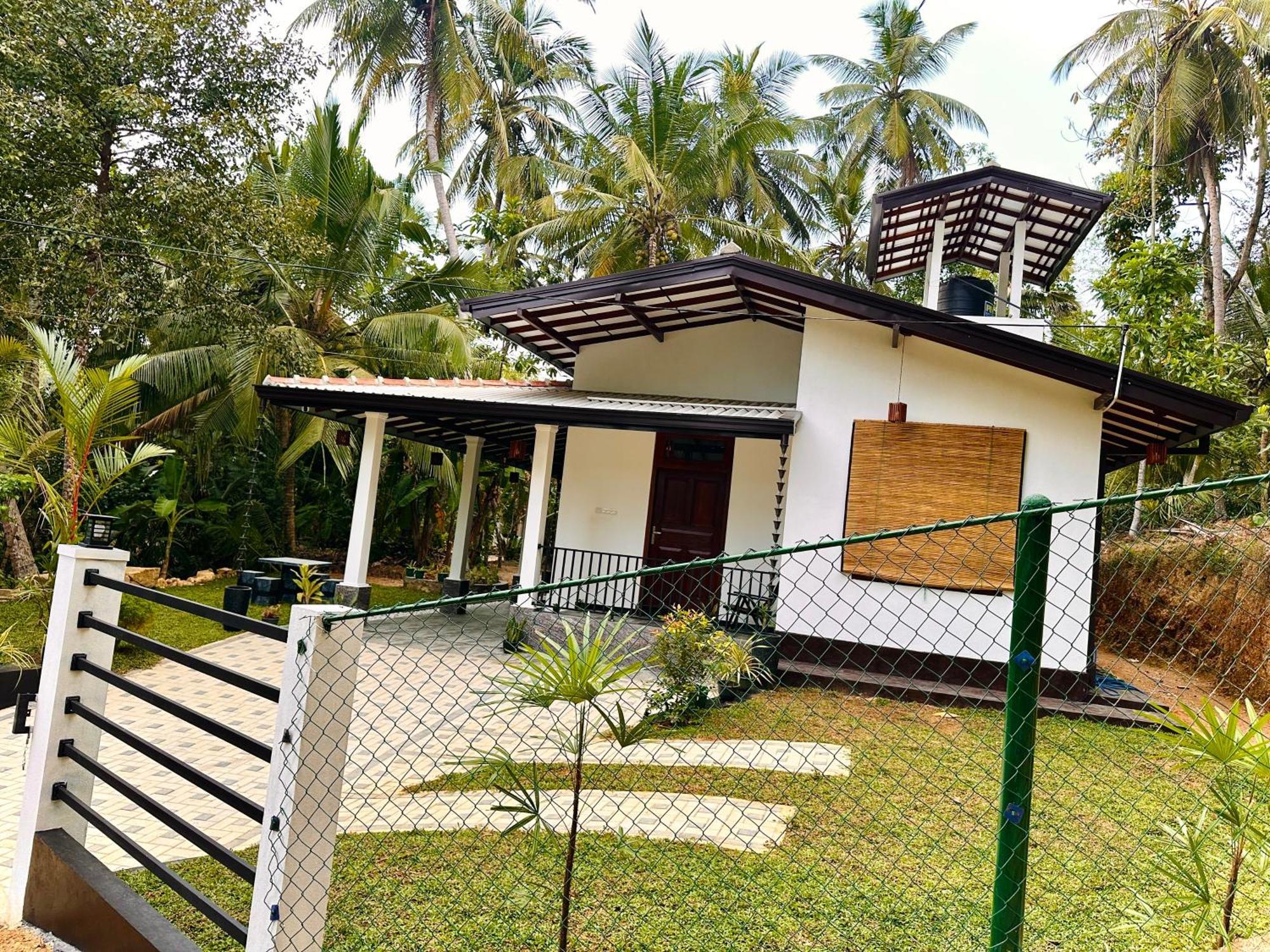 Serene Bliss * Unawatuna